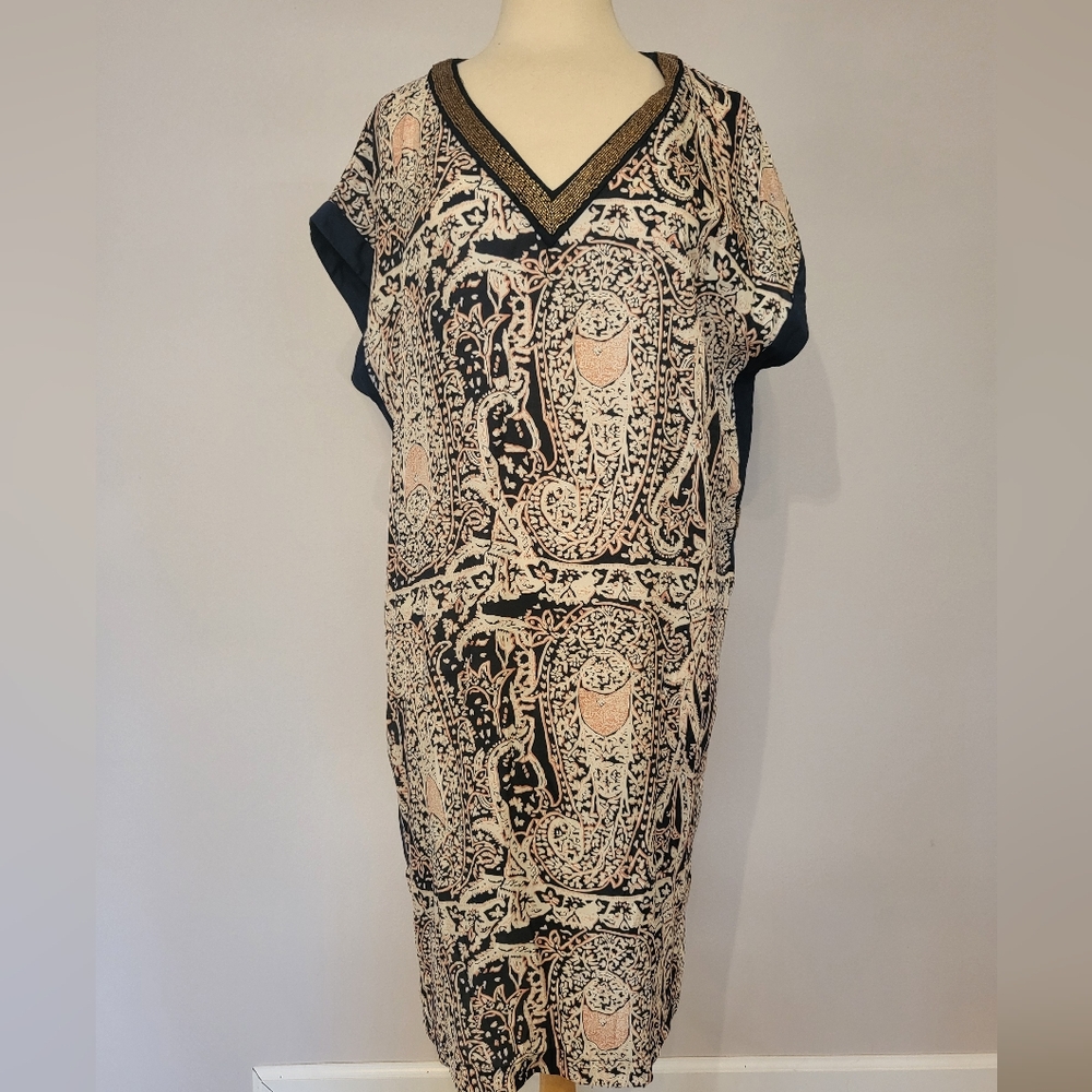 Neiman Marcus shift dress (L)